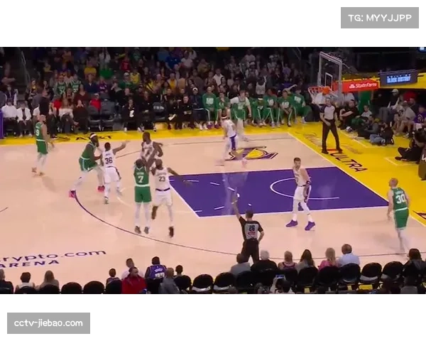 实时:湖人凯尔特人半场合计跑动距离已超上季均值 实时:湖人凯尔特人半场合计跑动距离已超上季均值